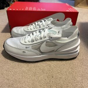 Nike Waffle One Women's All White Size 8